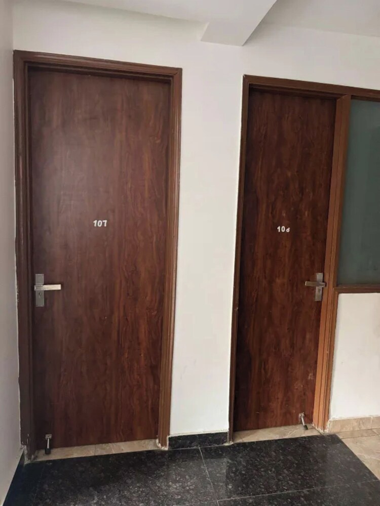 Fabhotel Ditvi Residency