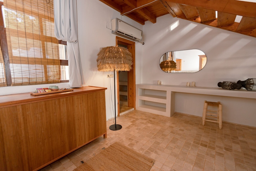 Panjur Otel Söğüt Köyü - Image 40