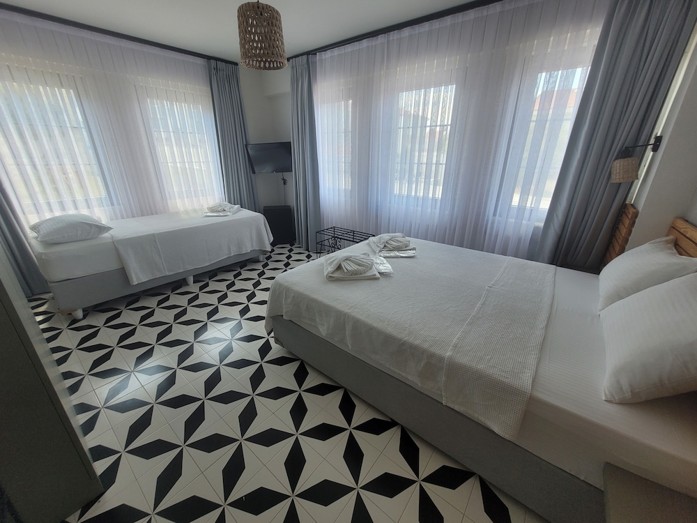 Bozcaada Arcadia Hotel - Image 47