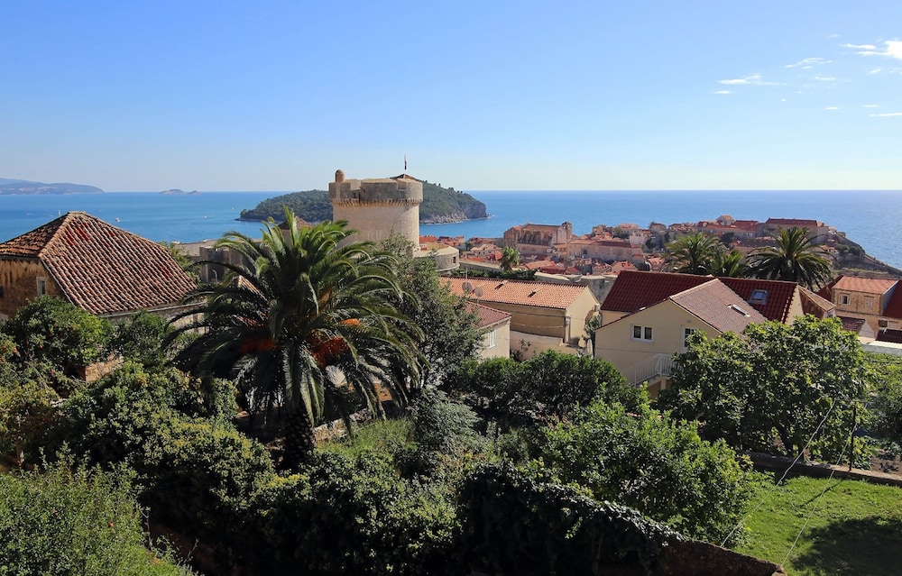 Vicina Summer Apartments