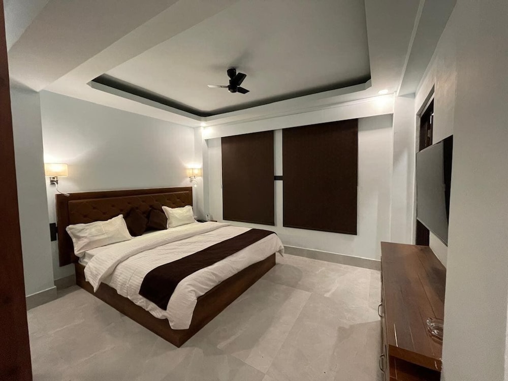 Blue Angel Annexe