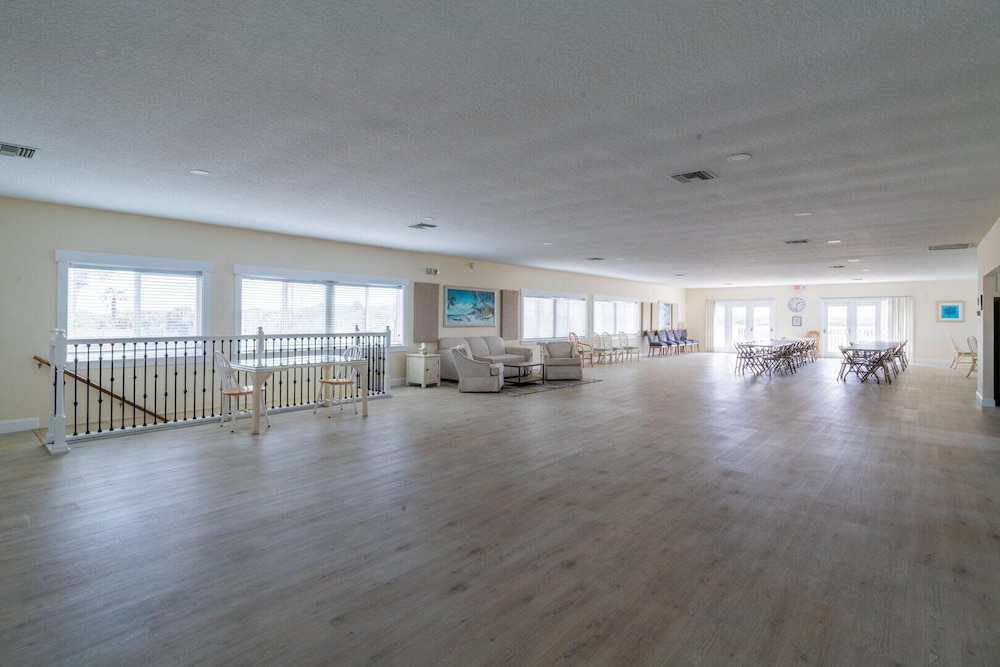 Blessed By The Sea Crescent Beach Activities 2 Bedroom Home