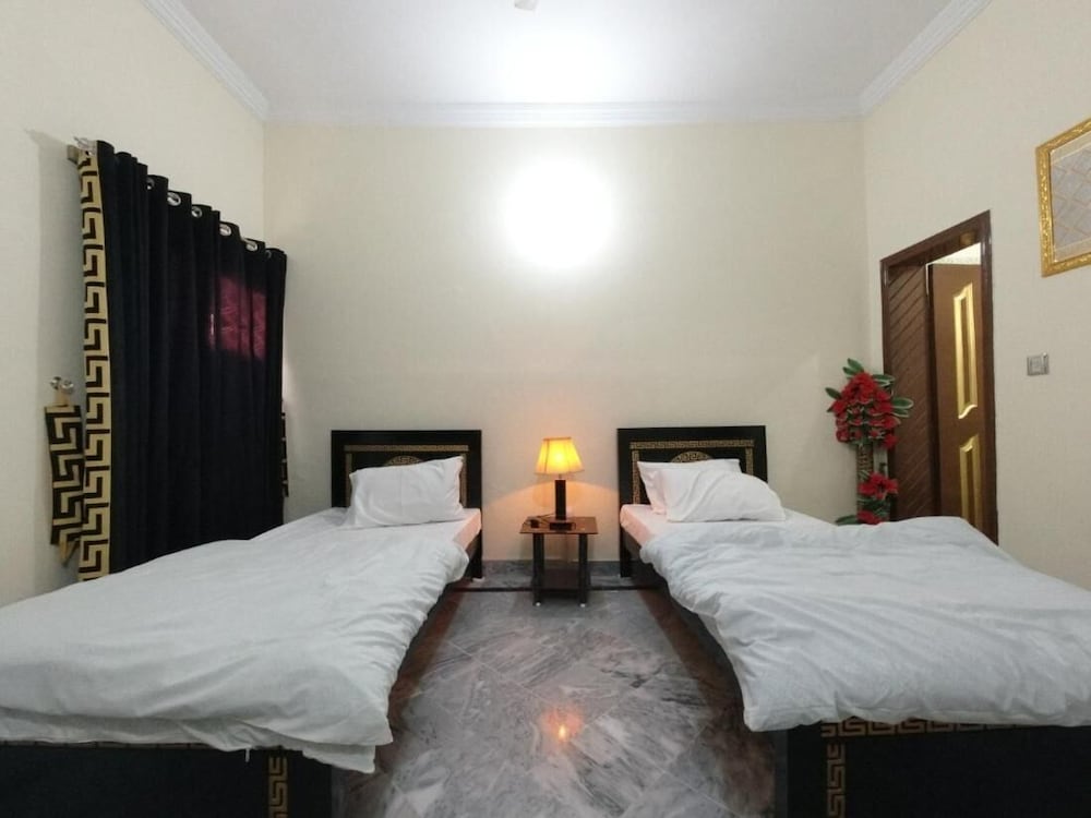 Room-cozy Guest Room in Rawalpindi - Sha