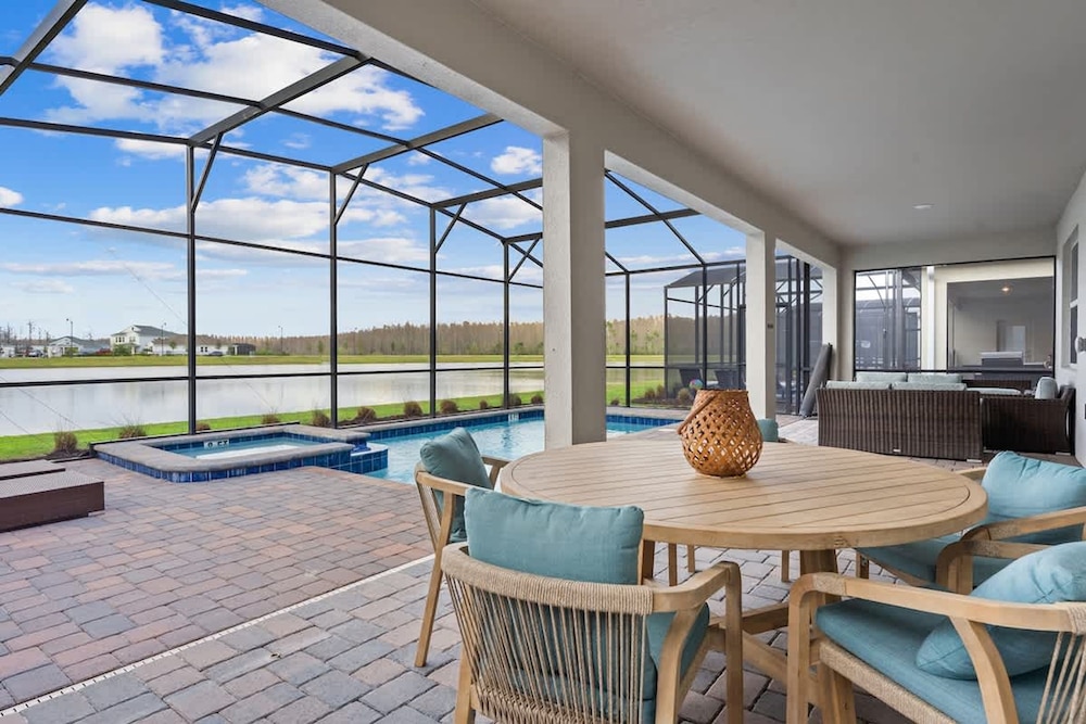 7BR Themed Bedroom and Pool 18 Guests