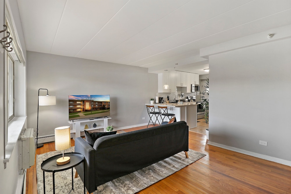 Recharge in Charming 1BR Apt - Salem 5A