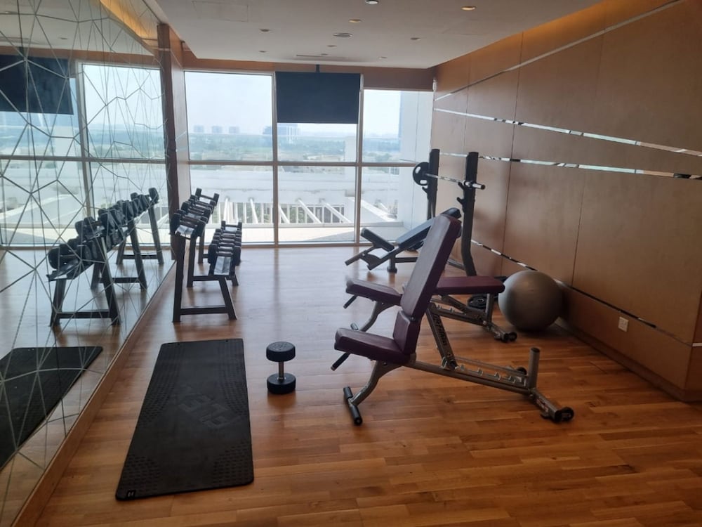 Immaculate 1BR Apartment at Carson C