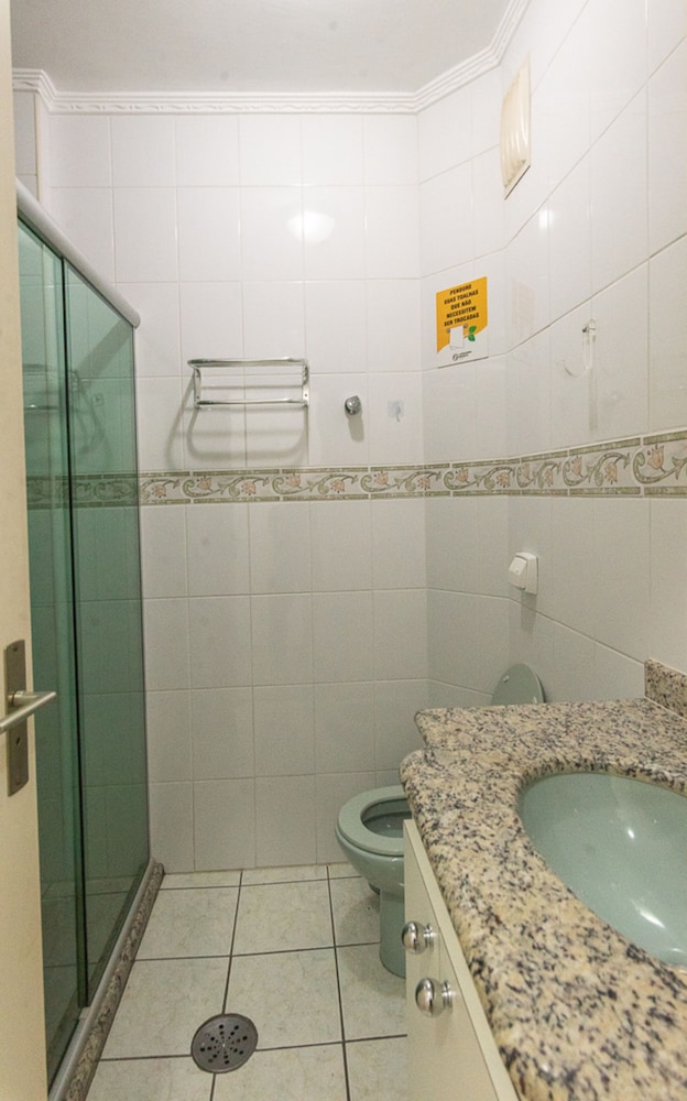 Cavalinho Branco Flat Para 4 Pessoas c Piscina