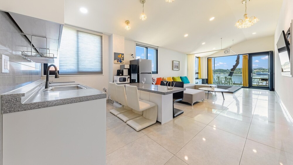 Incheon Vacations - Ganghwado Mare Seawater Poolvilla - Property Image 46