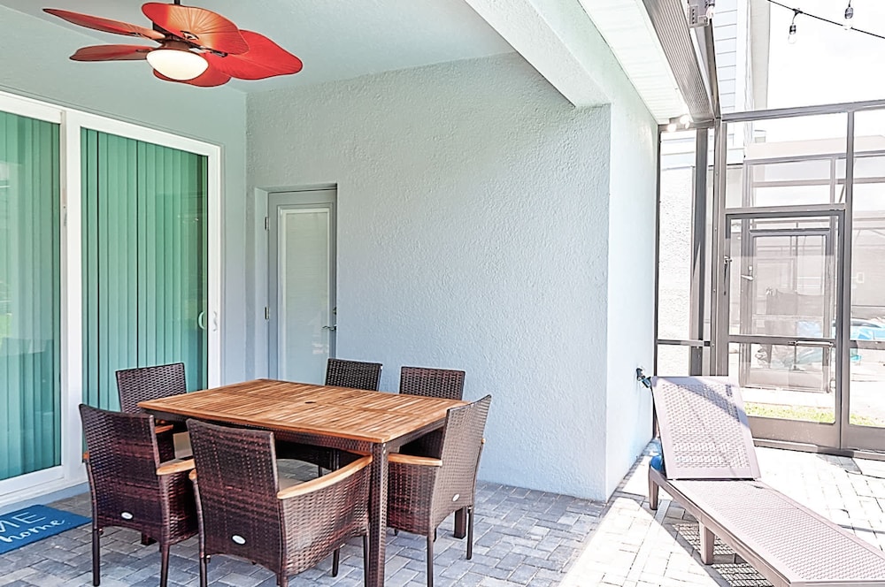15975 Brand New 5BR Family House With Private Pool