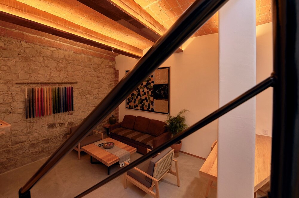 Rubina Jewel in Downtown Design Location Comfort
