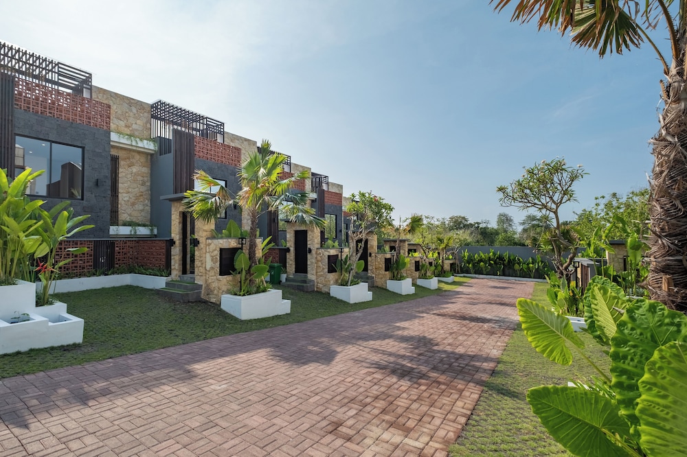 Private Villa Ayra 8F 10min MelastiBeach