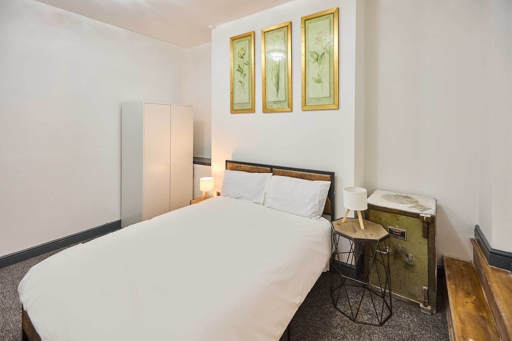 Host Stay Emporium Ground Floor Apartment