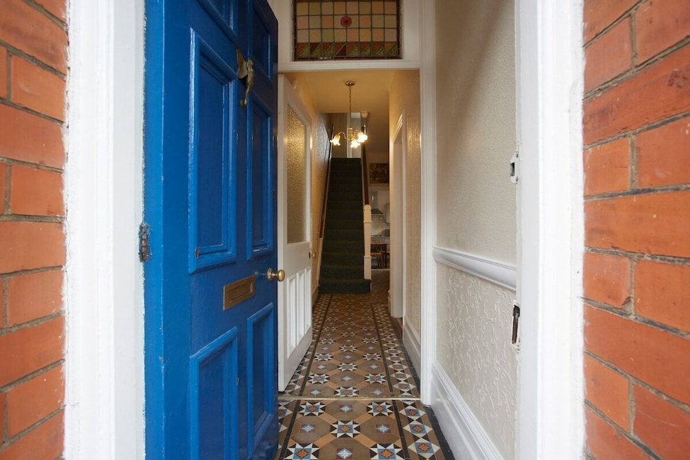 Vas's York House