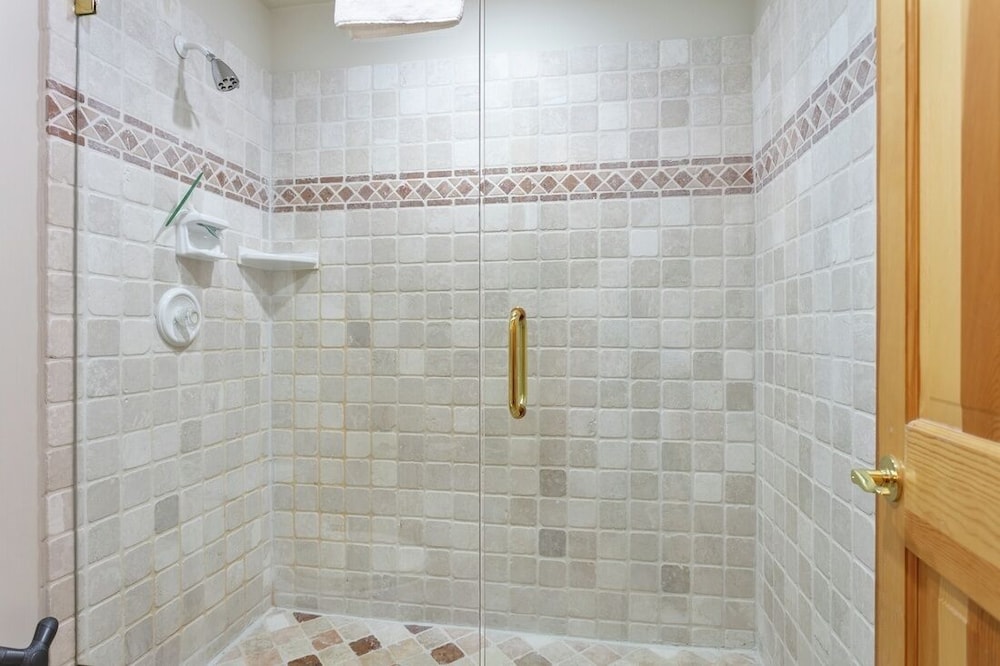301 - Three Bedroom with Spa Bristlecone 3 Condo