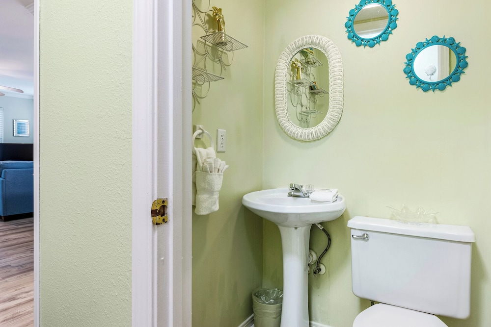 Beach Bum by Southern Vacation Rentals