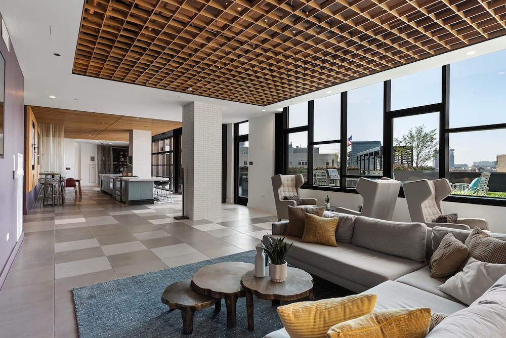 Group Escape 2 Luxury 3BR Penthouses