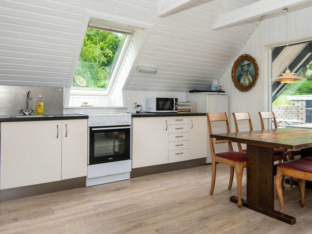 Peaceful Holiday Home in Ebeltoft near Sea view 3