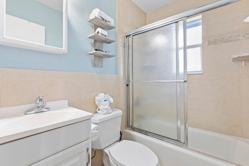Flagler Suites 4