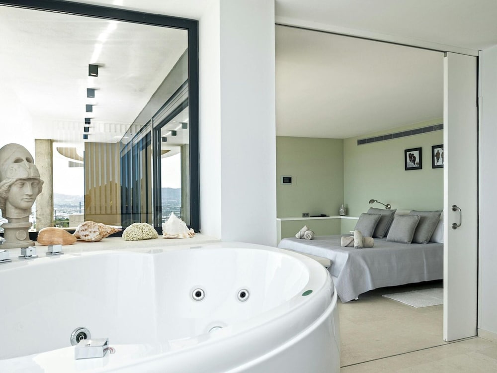 Premium Villa With Infinity Pool