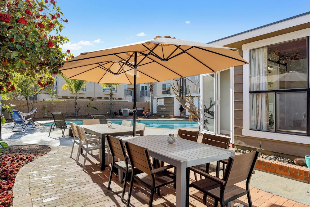 California Dreamin by Avantstay Private Pool + Fire Pit Near the Beach