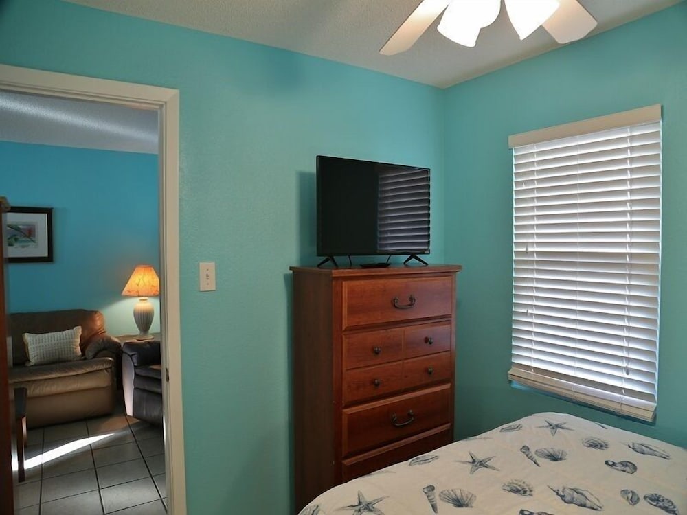 Sunrise Ge 109 2 Bedroom Condo by RedAwning view 2
