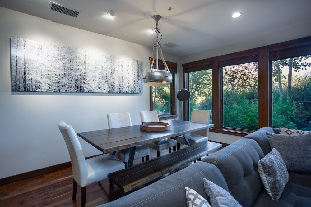 1 Bedroom Condo with Spa - Silver Baron Lodge 1 Condo