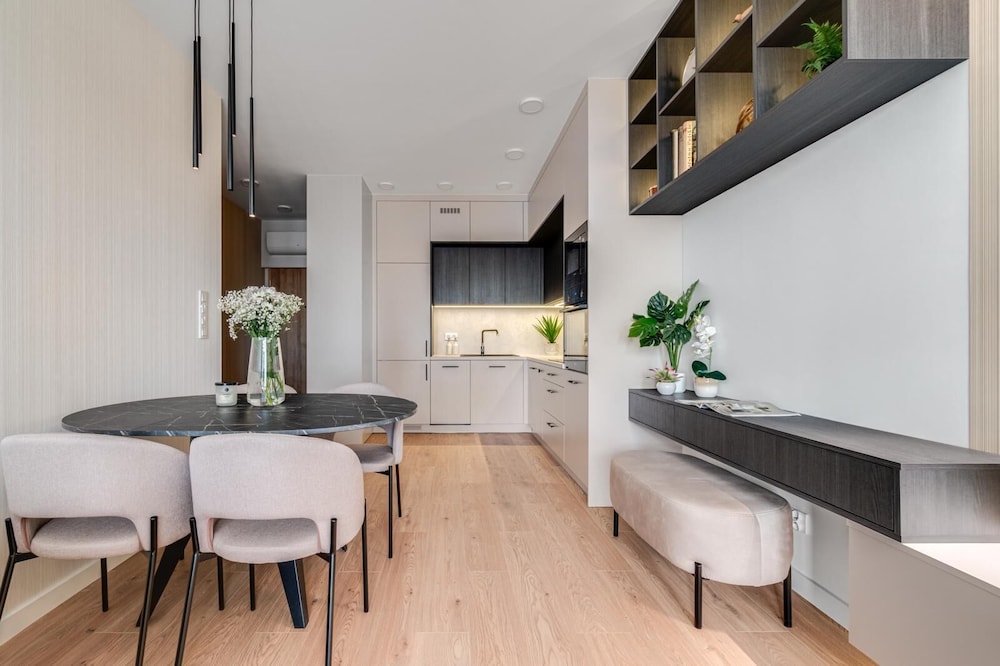 Quorum Apartments