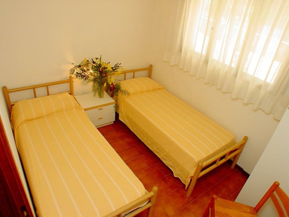 Cozy Apartment With Fenced Garden in Lignano Sabbiadoro