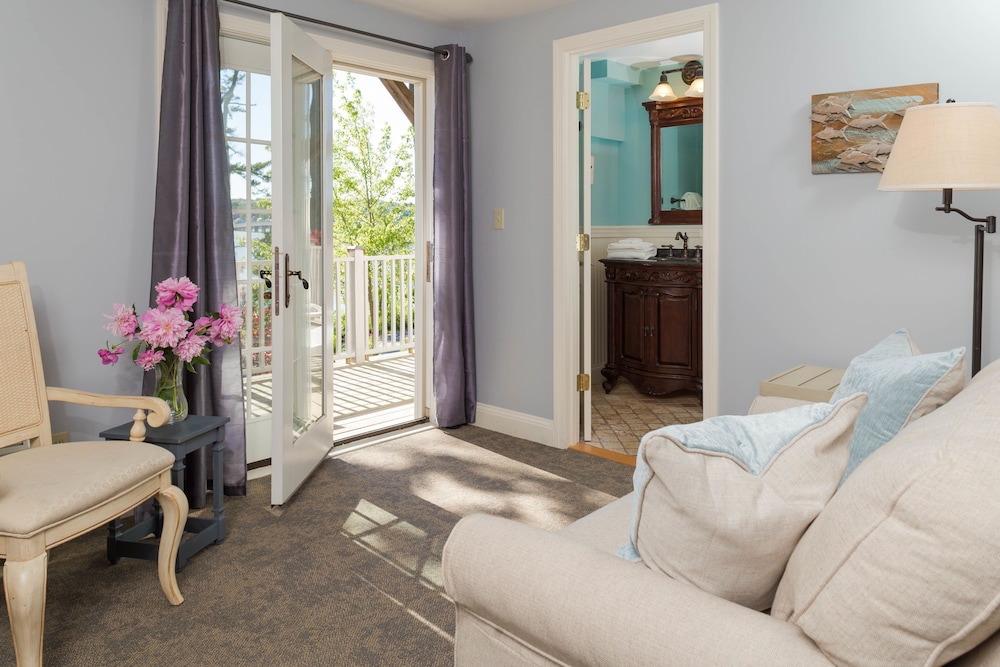 Sheepscot Harbour Village Resort