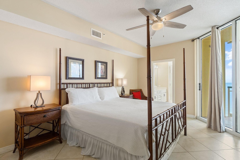 Beach Colony East 9C view 3