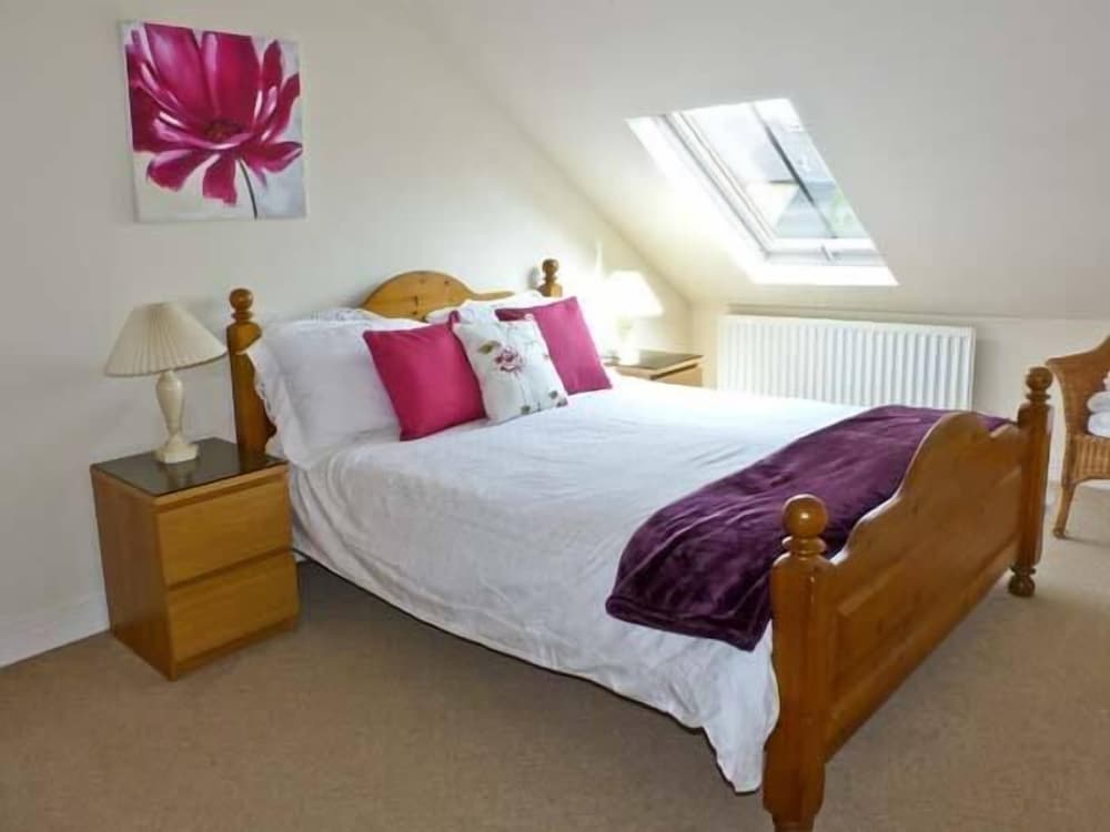 Kennels Cottage view 2