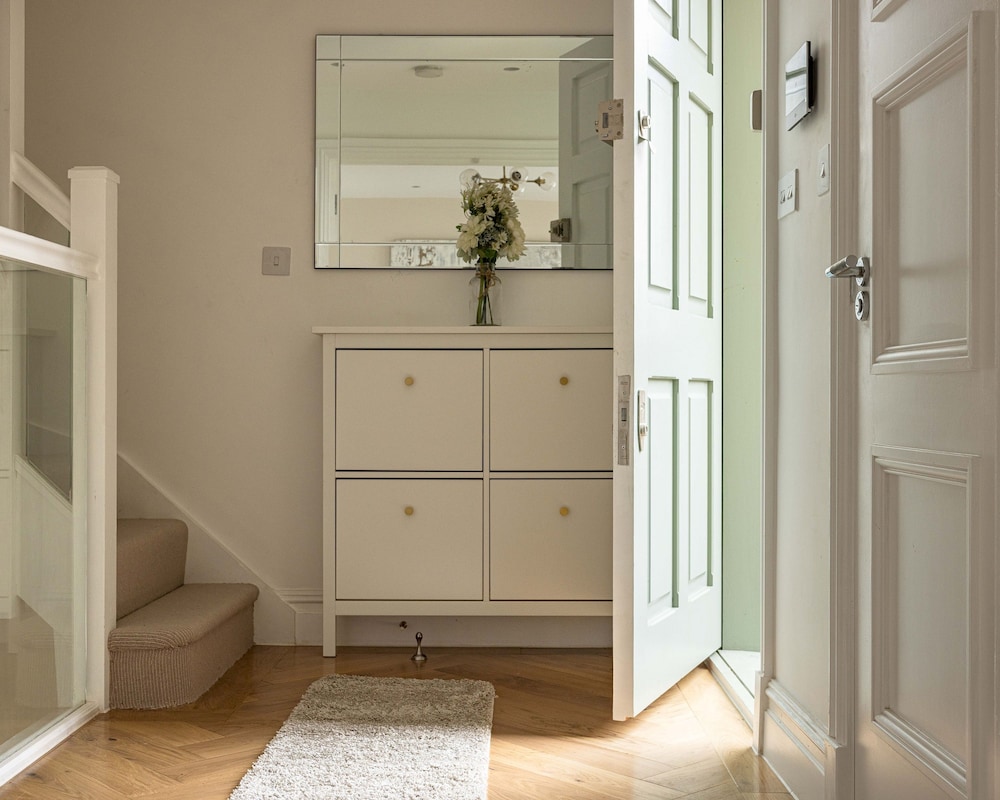 3-bdr Stunning LUX Villa Parking Central London