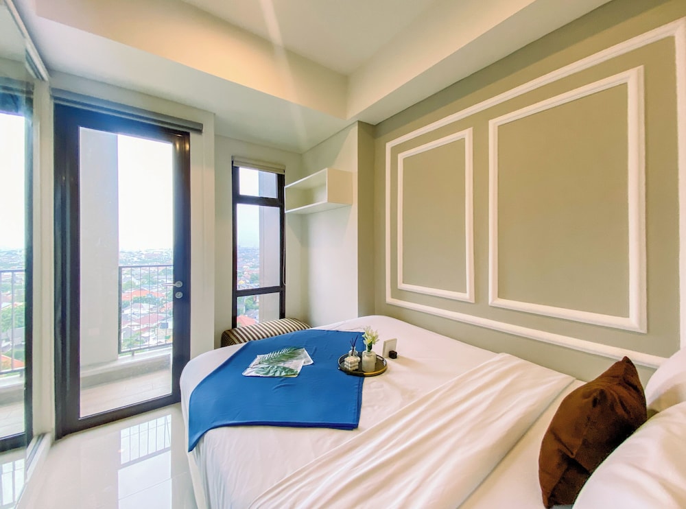 Cozy and Enjoy Living Studio at Vasaka Solterra Apartment