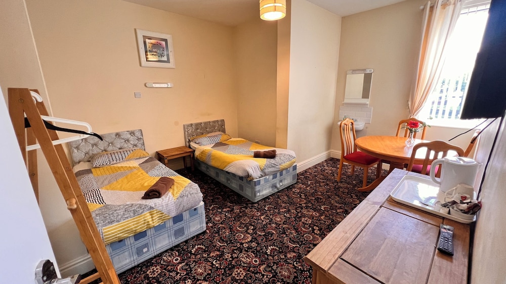 Castle Lodge Guest House