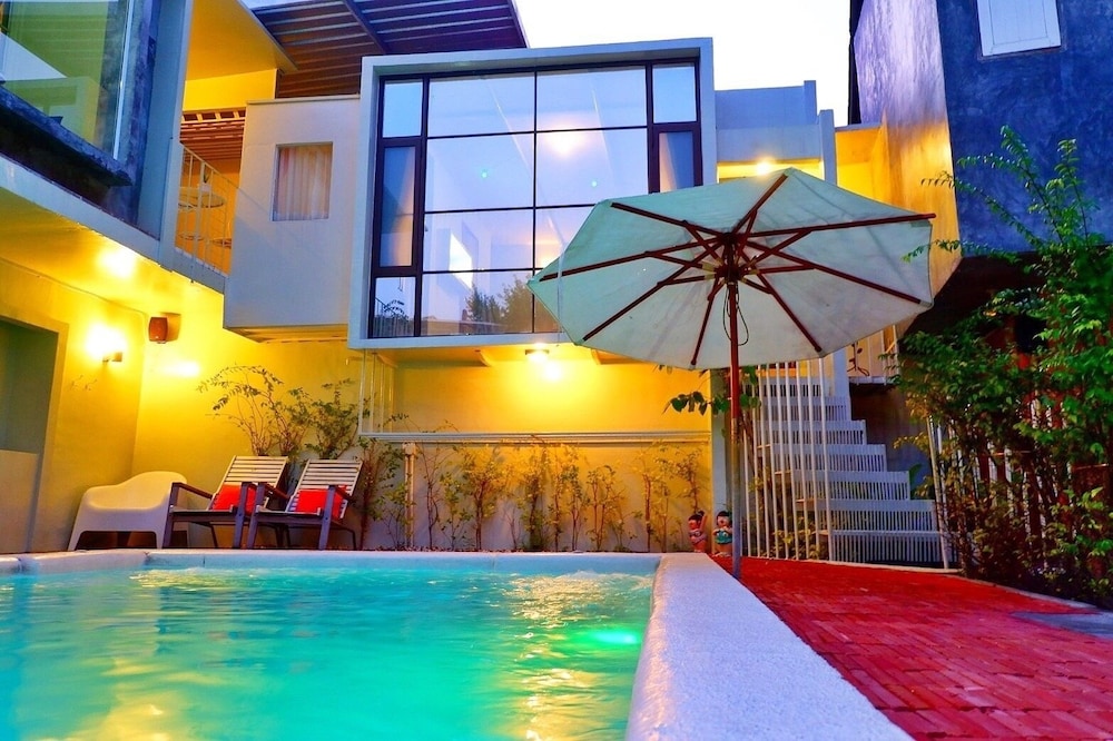 Hy Resort