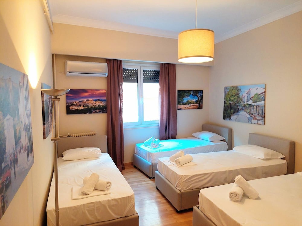 Grand Apartment in Parliament Square
