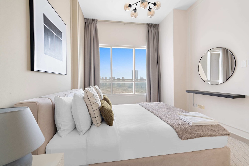 Silkhaus Modern Pad With Pool Gym Near Reem Park
