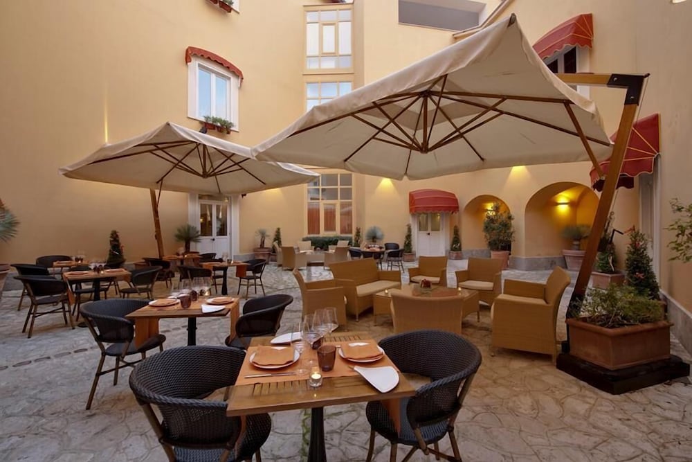San Leucio Resort