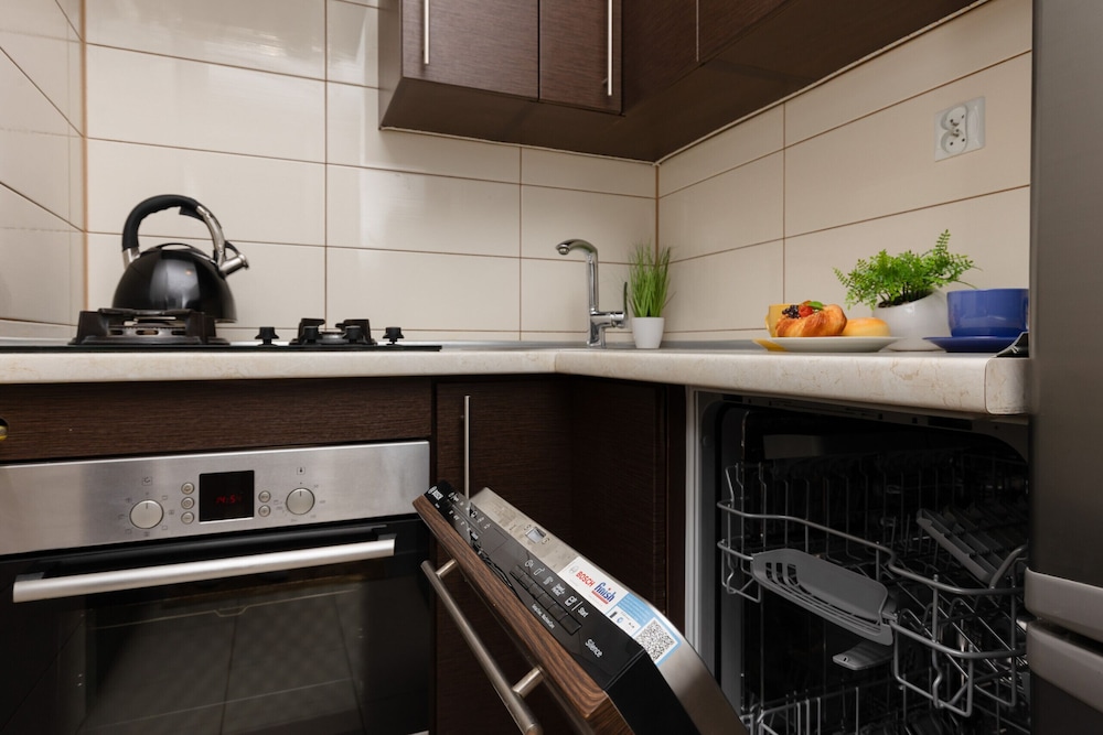 Studio Grzybowska m. 112 by Renters view 3