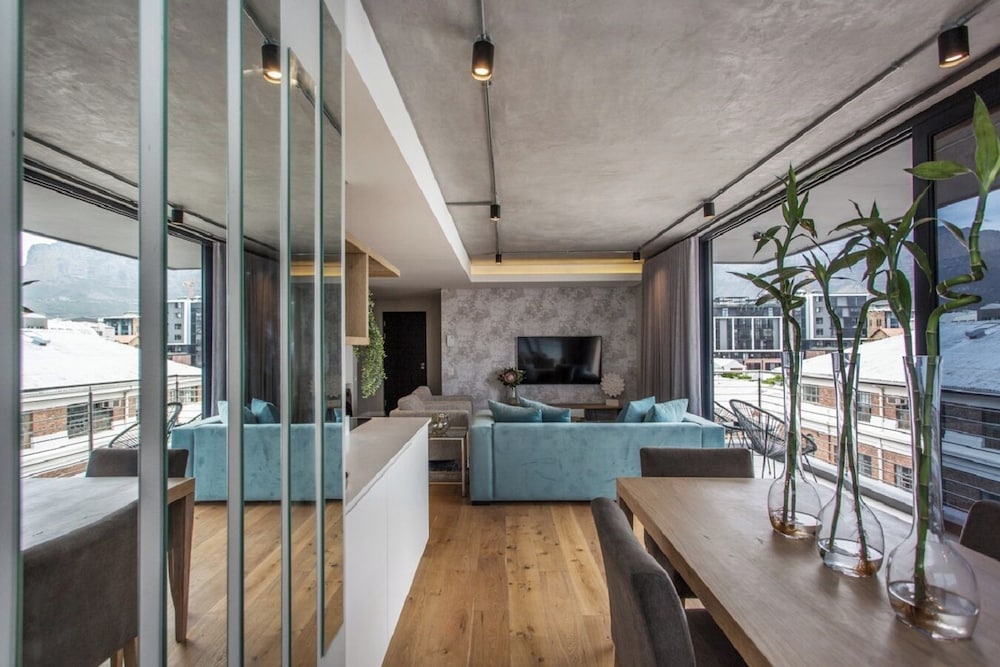 Docklands Deluxe Apartments by ITC Hospitality