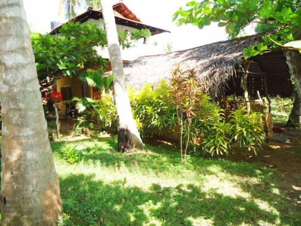 Natural Cabanas
