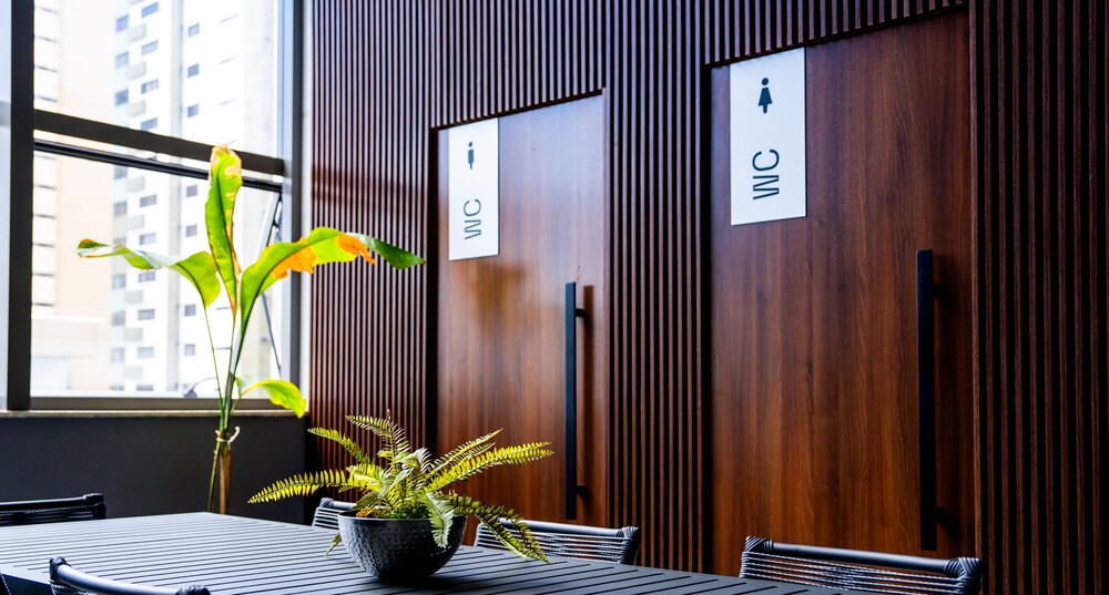 Simple Smart - LikeHome Hospedagens