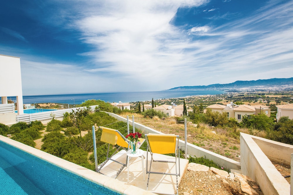 Latchi Holiday Villa Ev21