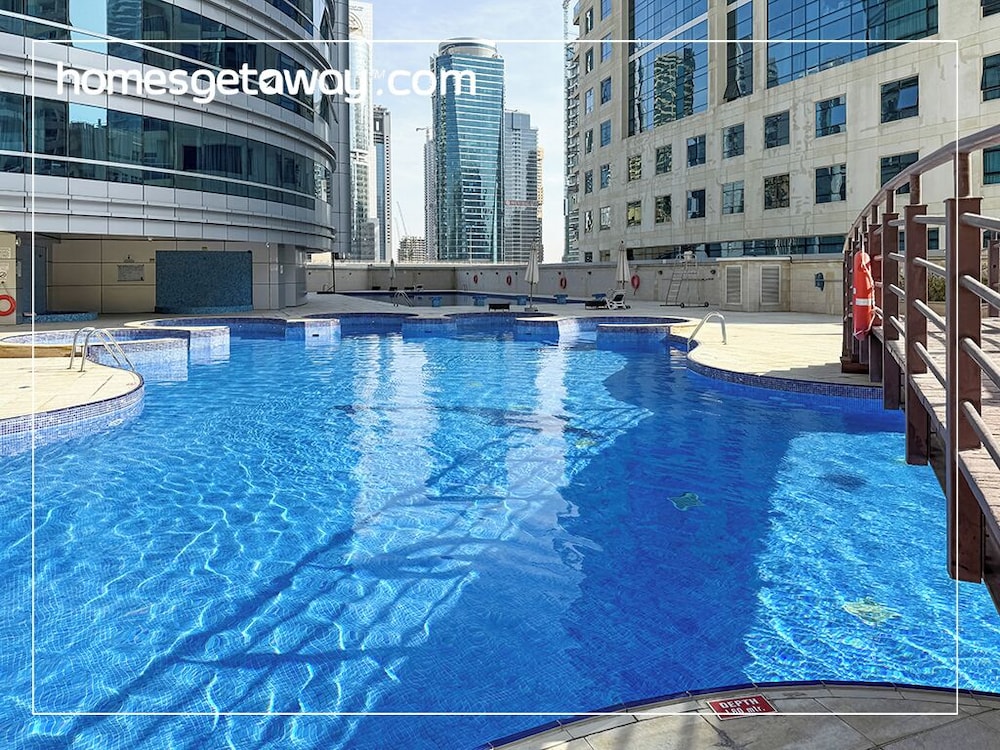 Spacious 4BR in Horizon Tower Marina