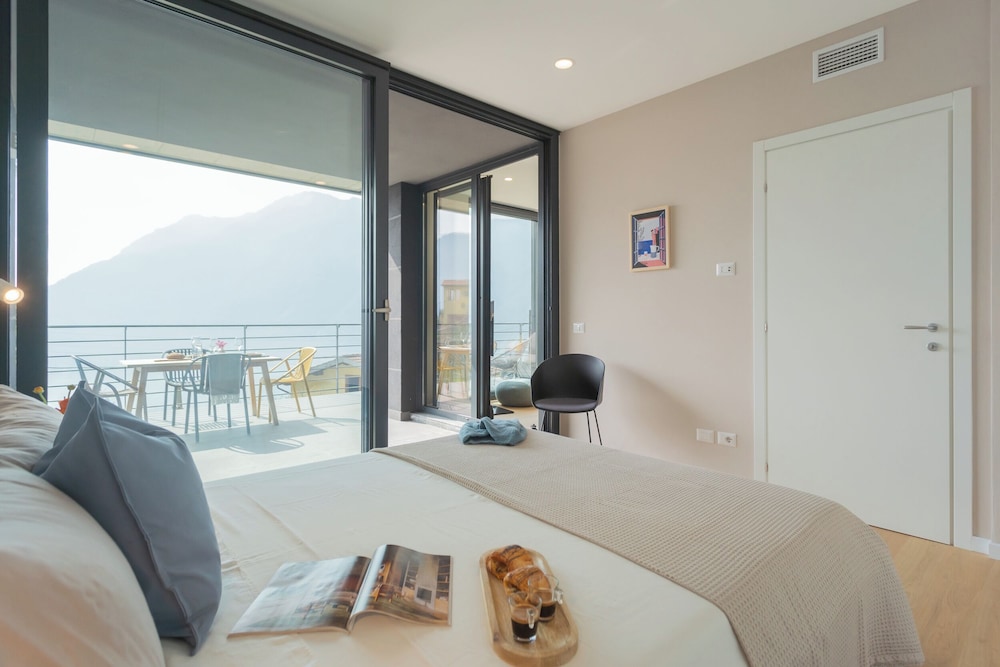 Residenza Maxim With Pool by Rent all Como