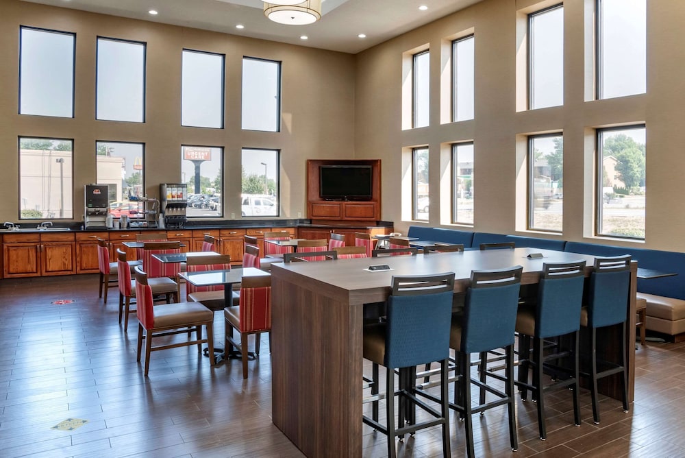 Hagerstown Vacations - Comfort Suites - Property Image 8