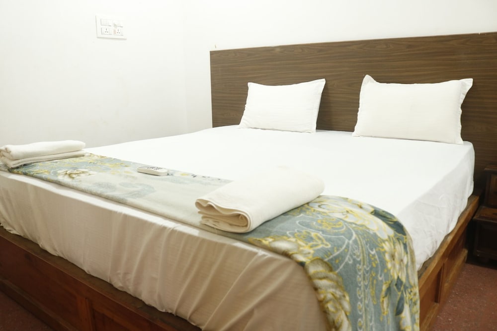 Lavish Exotic Hotel & Apartment