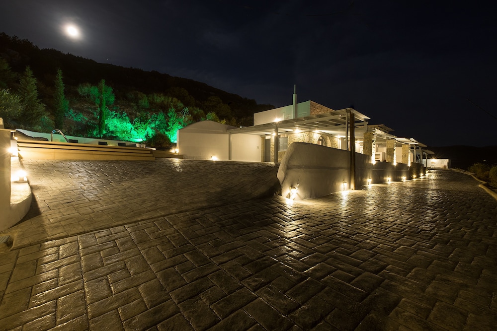 Paros Nereids Villas