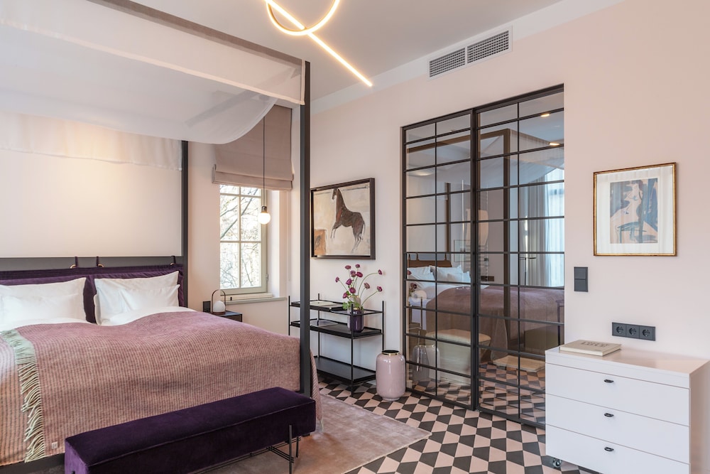 Bagatelle Gardenhouse