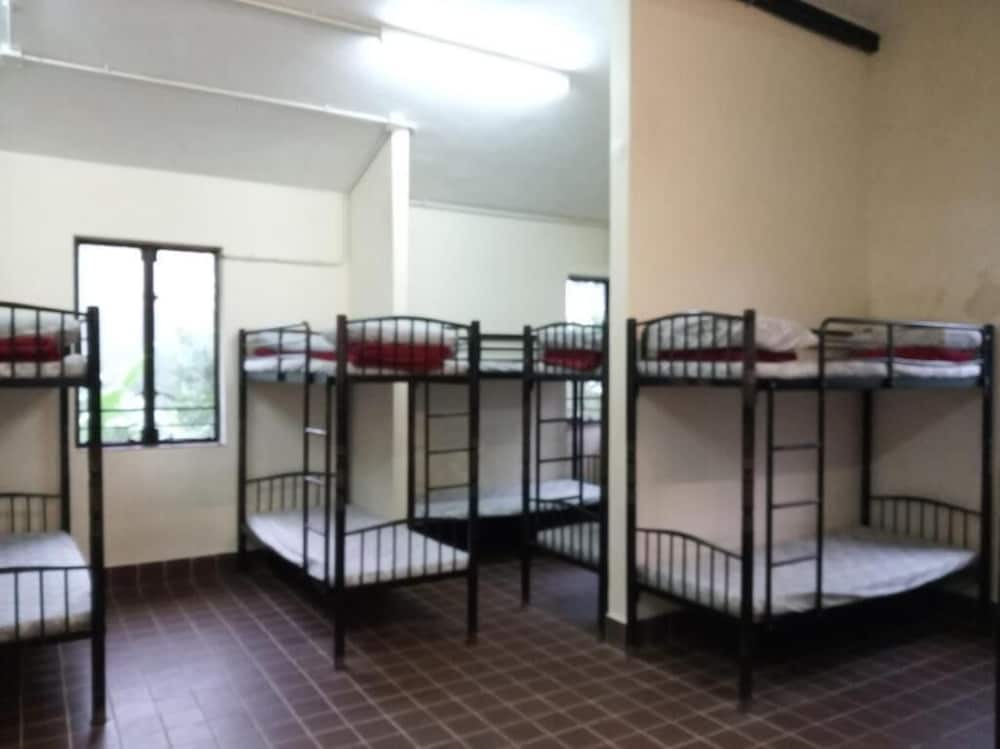 YHA Sze Lok Yuen Tai Mo Shan Youth Hostel view 5